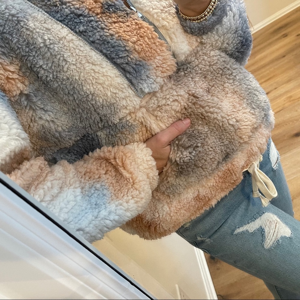 MRSALLIEXO— SOLD OUT - Picture 5 of 9